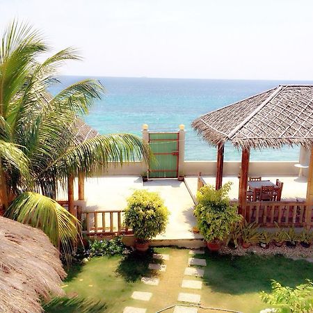 Oslob Garden Stay Beach Resort Exterior photo