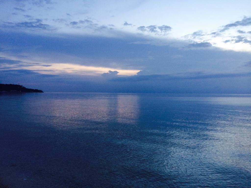 Oslob Garden Stay Beach Resort Exterior photo